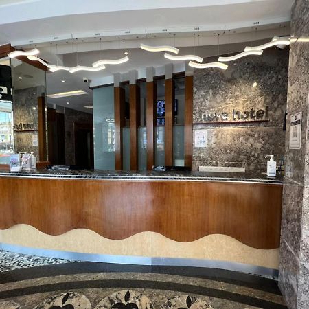 Nova Hotel Miri Kültér fotó