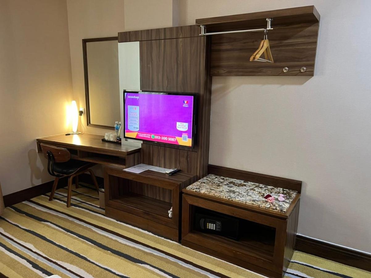 Nova Hotel Miri Kültér fotó