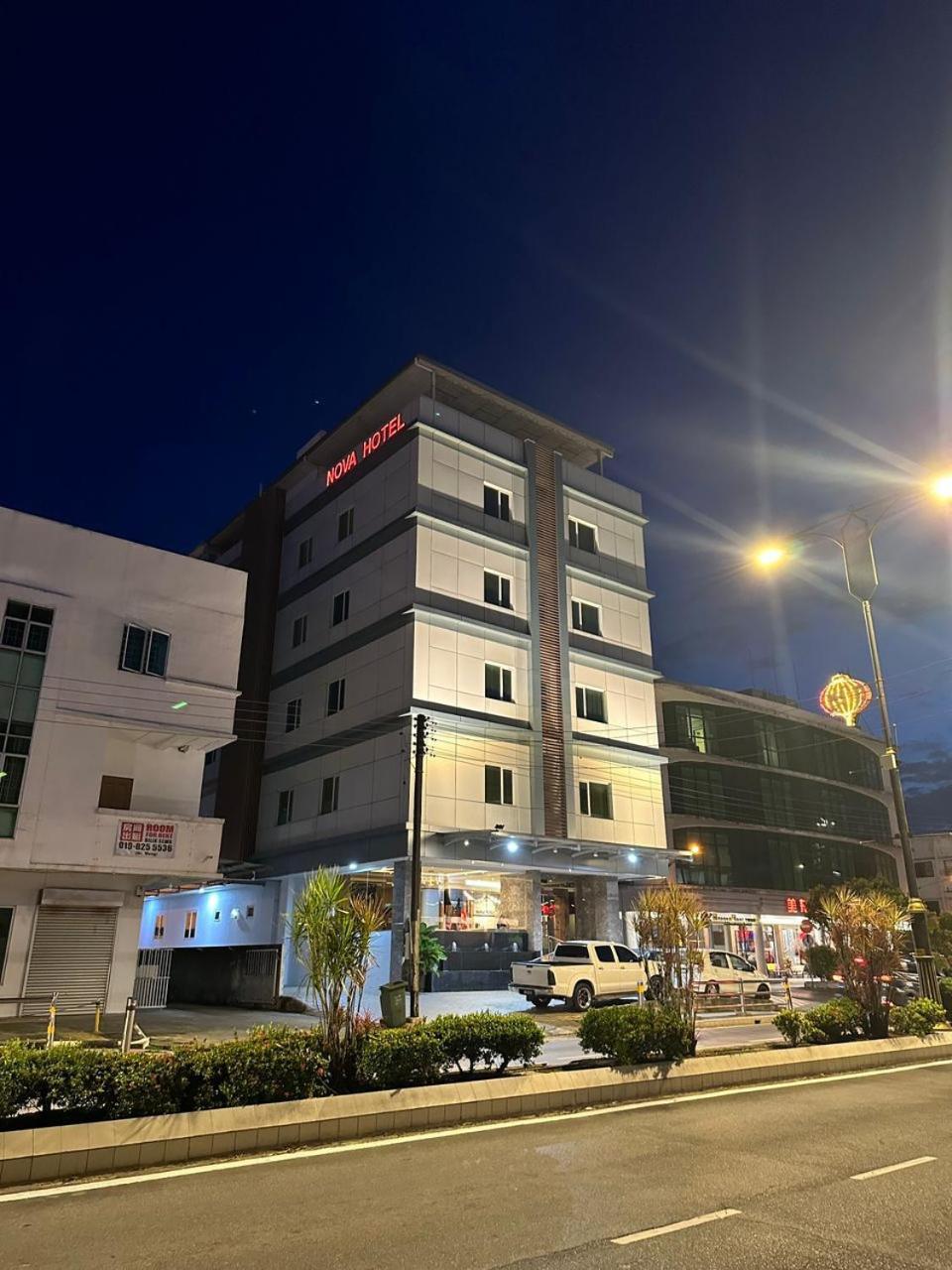 Nova Hotel Miri Kültér fotó